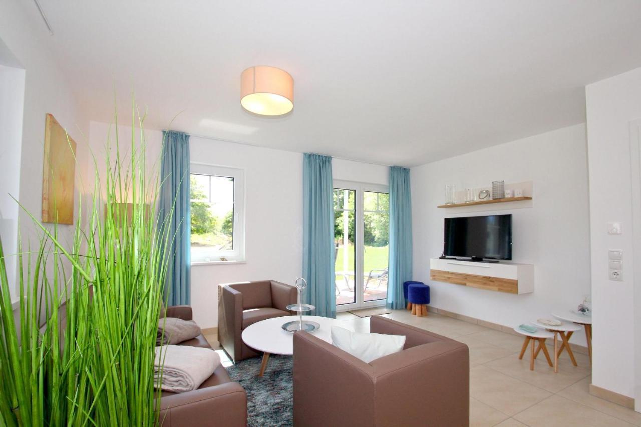Strandnahe Fewo Mit Terrasse, Gratis Nutzung Vom Ahoi Erlebnisbad Und Sauna In Sellin - Rex Rugia Fewo 11-3 Lobbe Exterior photo