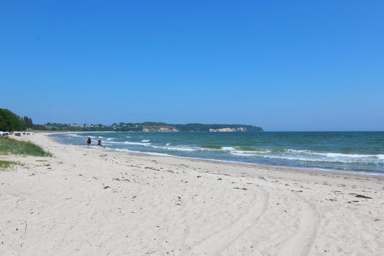 Strandnahe Fewo Mit Terrasse, Gratis Nutzung Vom Ahoi Erlebnisbad Und Sauna In Sellin - Rex Rugia Fewo 11-3 Lobbe Exterior photo